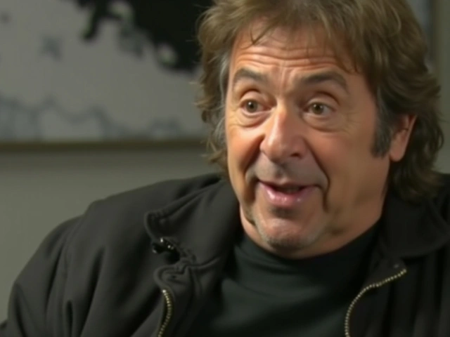 Al Pacino Surpreende Com Capinha de Celular do Shrek: Conheça o Significado Fofo